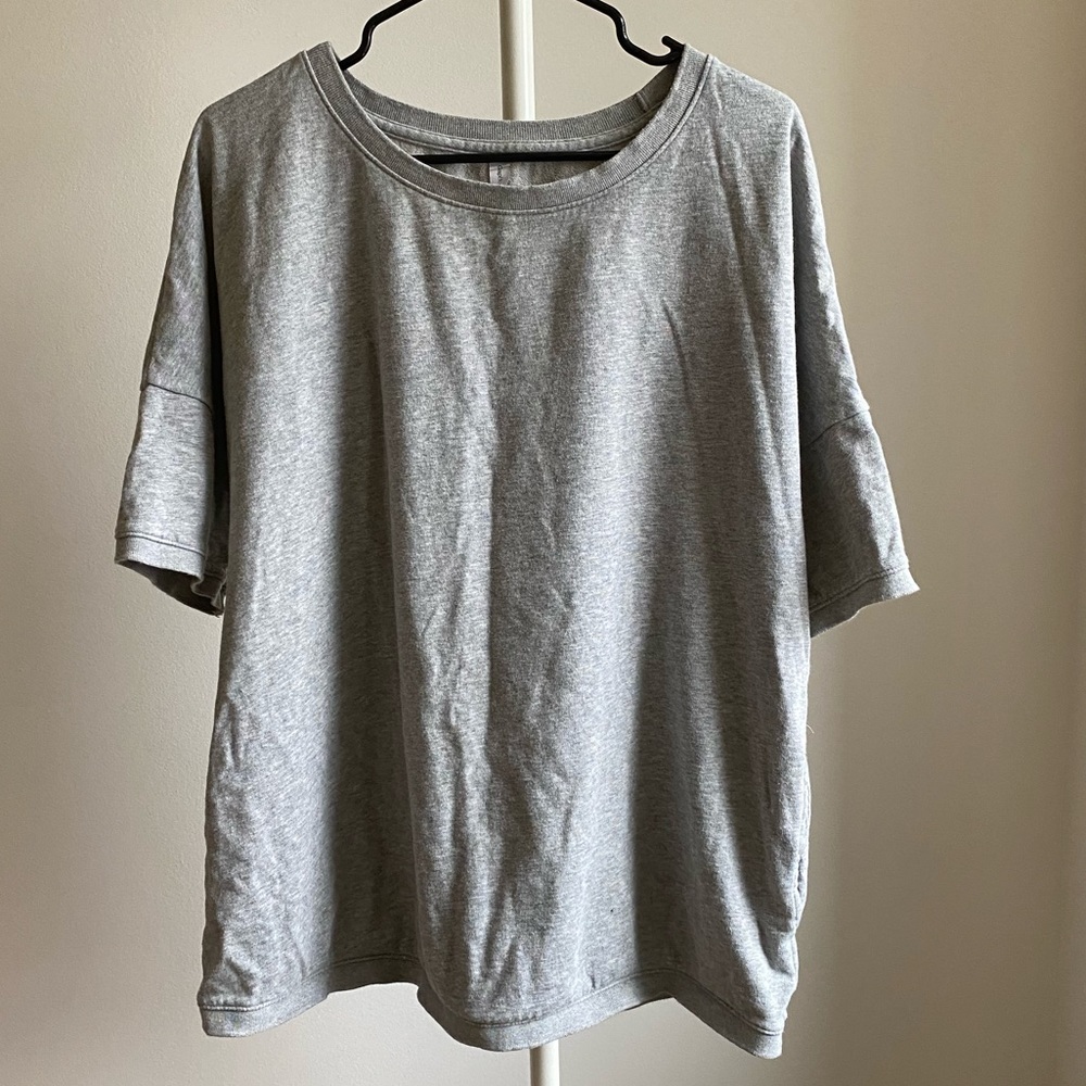 Gap Short Sleeve Sweatshirt With Side Pockets